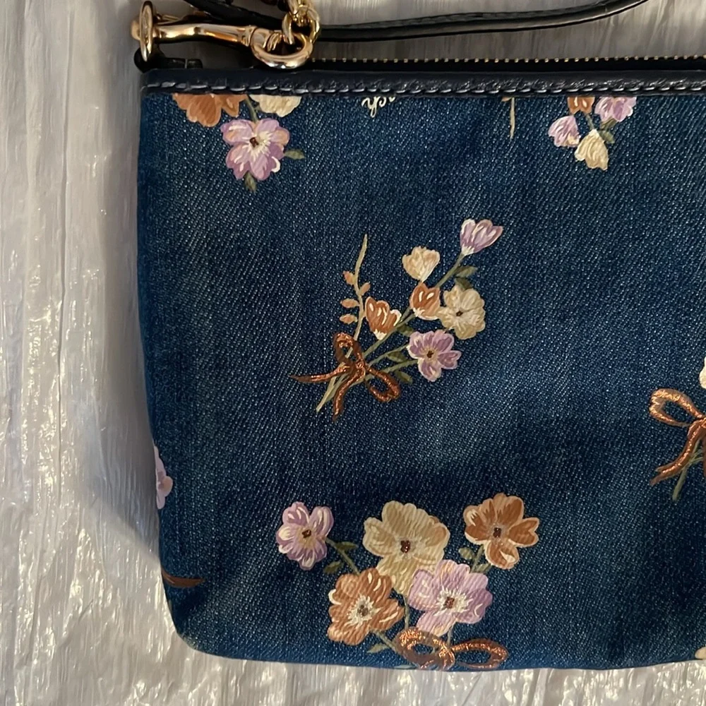 EUC Coach Floral Crossbody Bag - Blue - Picture 7 of 14